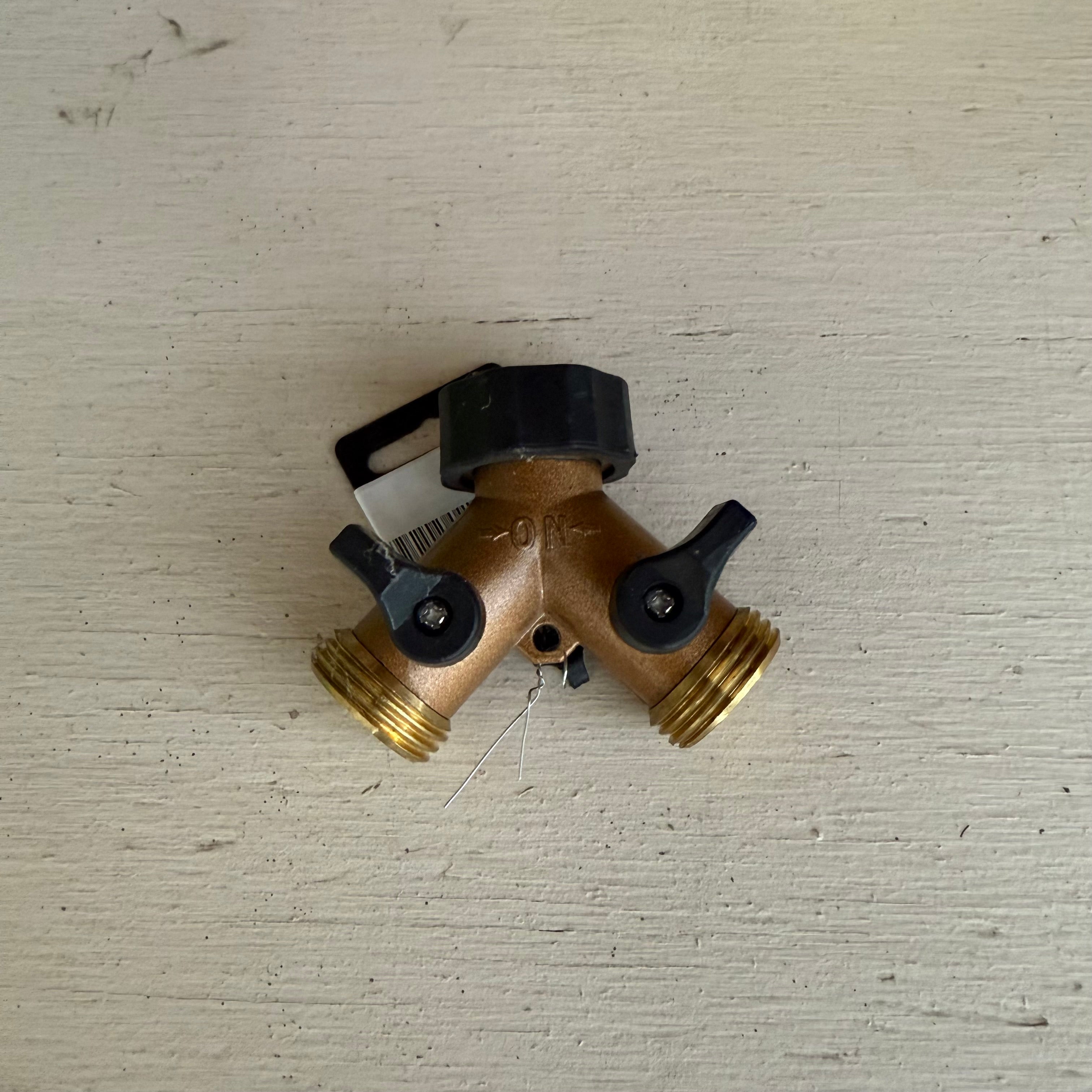 2 Way Y Hose Connector